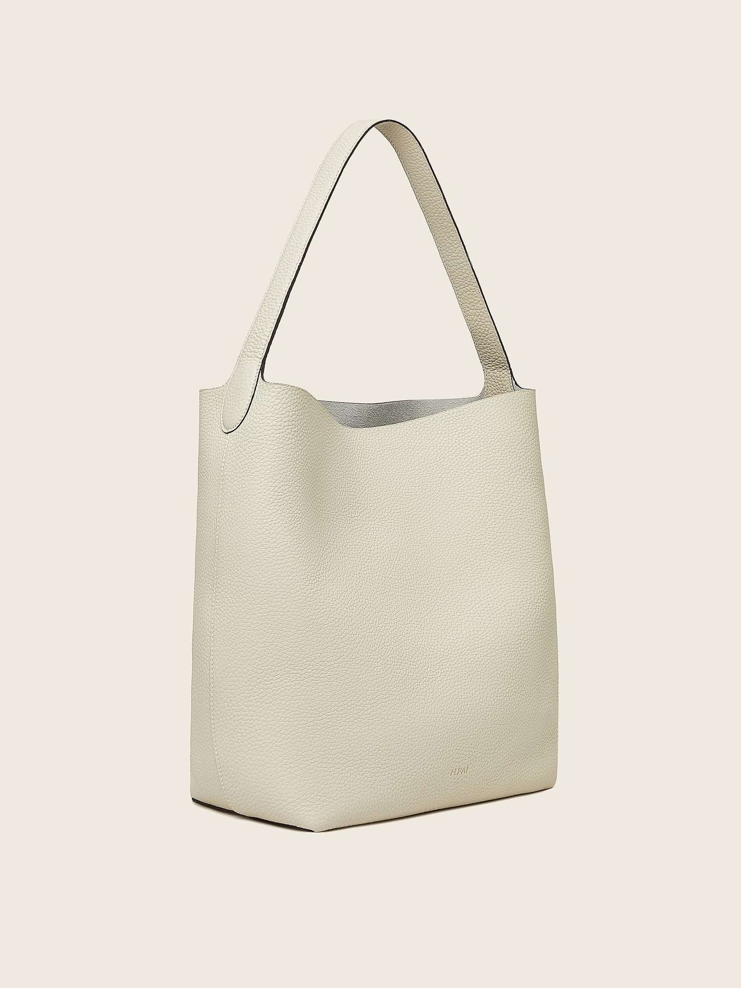 Hpai Medium Binah Bucket Bag in Leather - Ivory