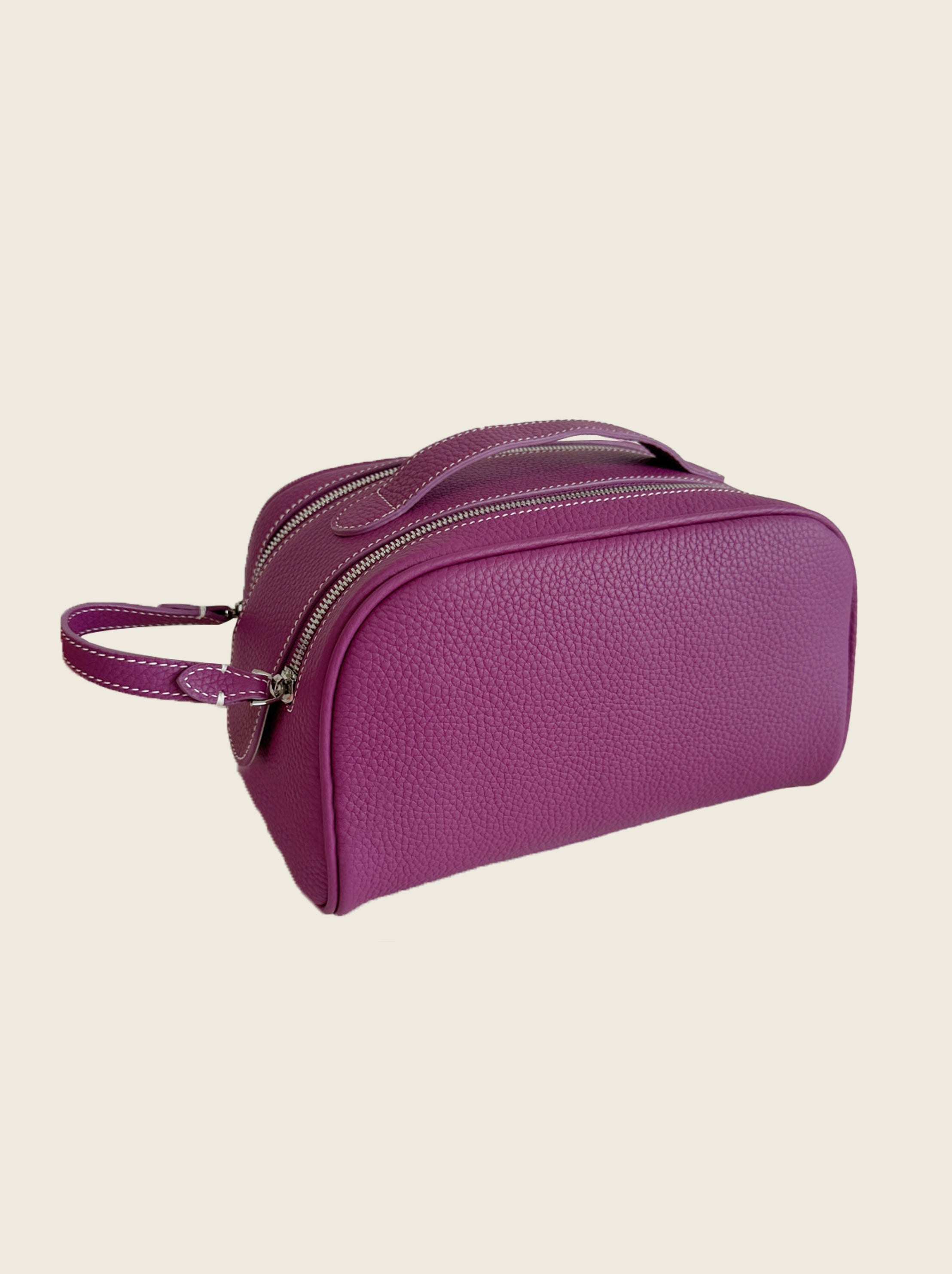 Spacious cosmetic storage bag