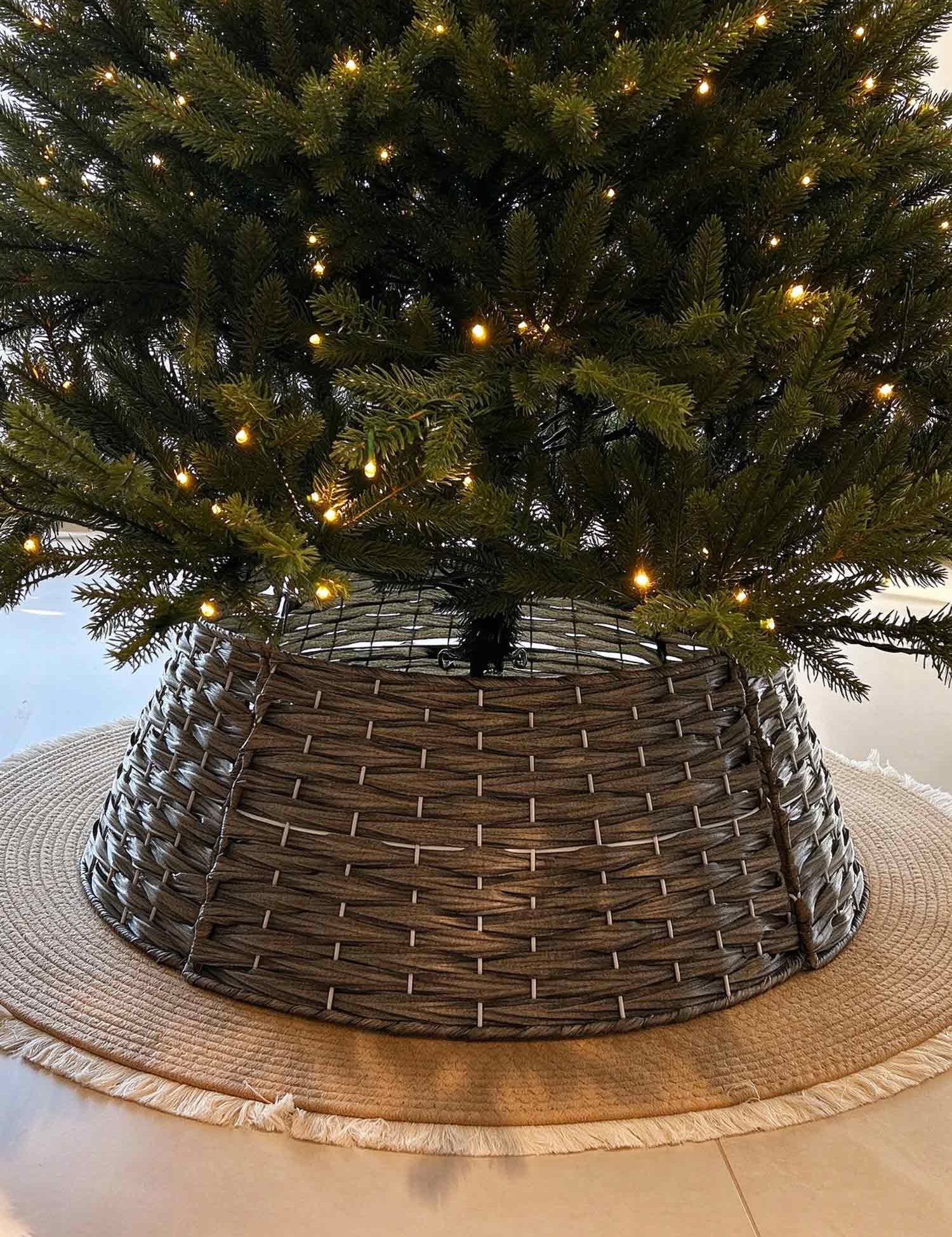 Woven Christmas Tree Collar, PVC Metal Frame Tree Skirt Ring