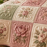 Vintage Rose Floral Quilted 3-Piece Bedding Set – Luxury Quilted Bedding with Matching Pillow Shams
