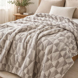 Geometric Patchwork Three-Layer Gauze Cotton Blanket