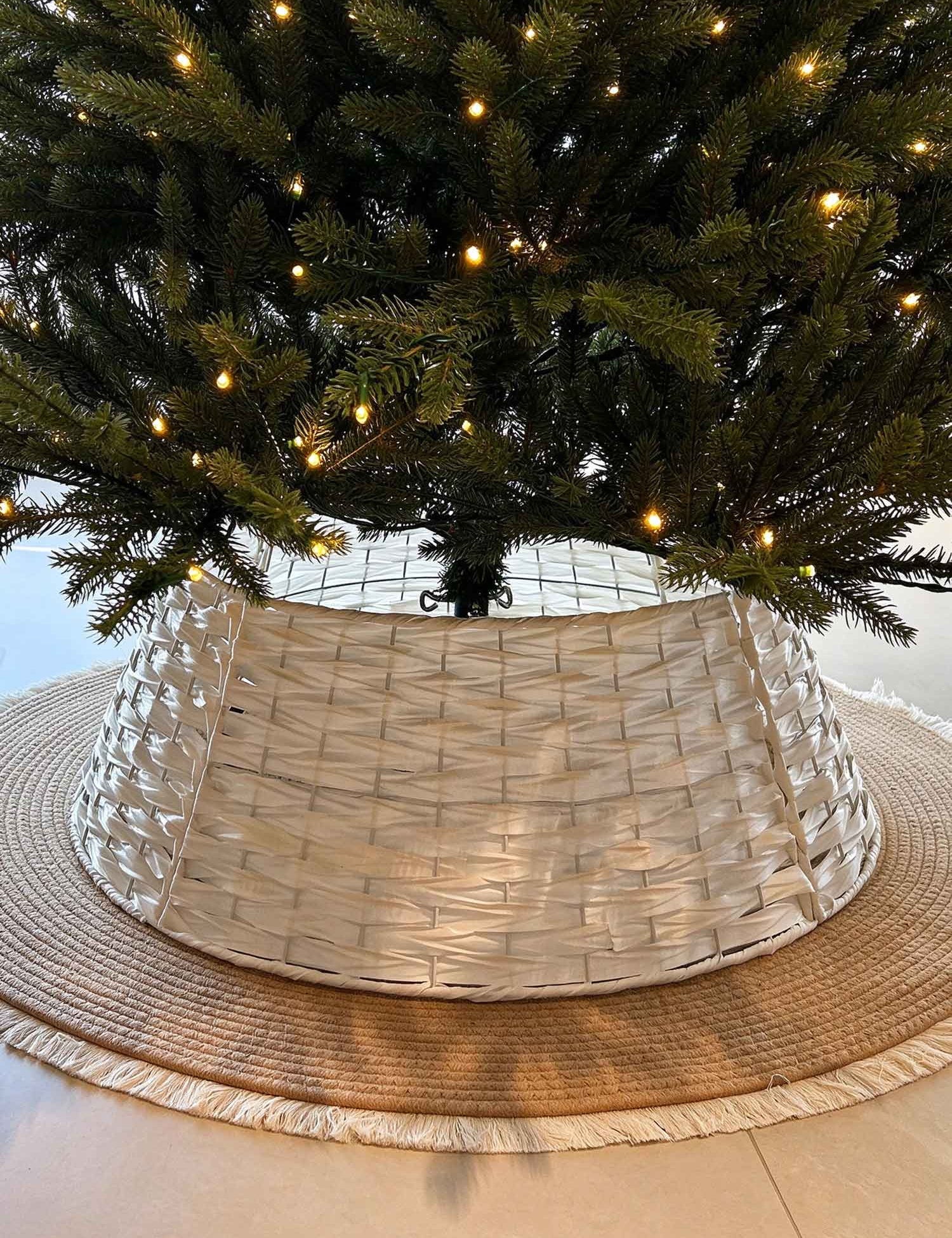 Woven Christmas Tree Collar, PVC Metal Frame Tree Skirt Ring