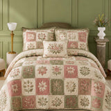 H.PAI Vintage Floral Patchwork Quilted 3-Piece Bedding Set – Luxury Quilted Bedding with Matching Pillow Shams