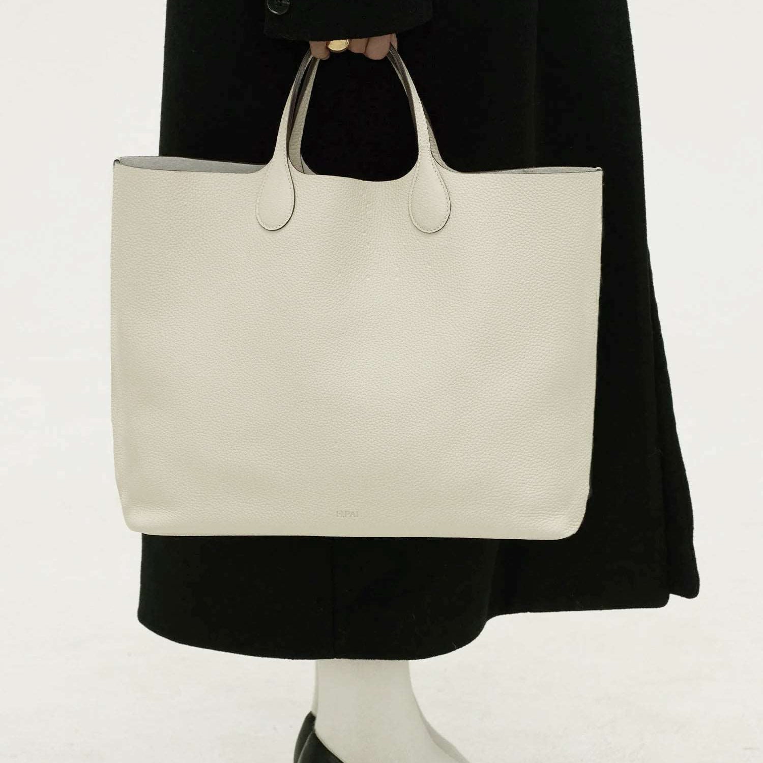 Hpai Large Yesod Tote Bag in Leather - Ivory