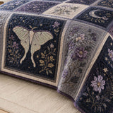 Luna Moth Quilted 3-Piece Bedding Set – Classic Americana Quilted Bedding With Matching Pillow Shams