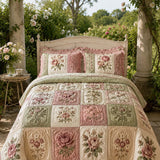 Vintage Rose Floral Quilted 3-Piece Bedding Set – Luxury Quilted Bedding with Matching Pillow Shams