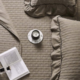 Petite Bow Ruffle Quilted 3-Piece Bedding Set
