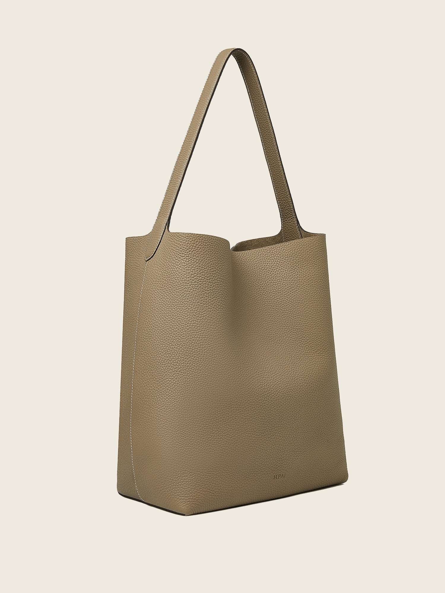 Hpai Medium Binah Bucket Bag in Leather - Limestone