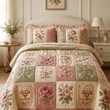 Vintage Rose Floral Quilted 3-Piece Bedding Set – Luxury Quilted Bedding with Matching Pillow Shams