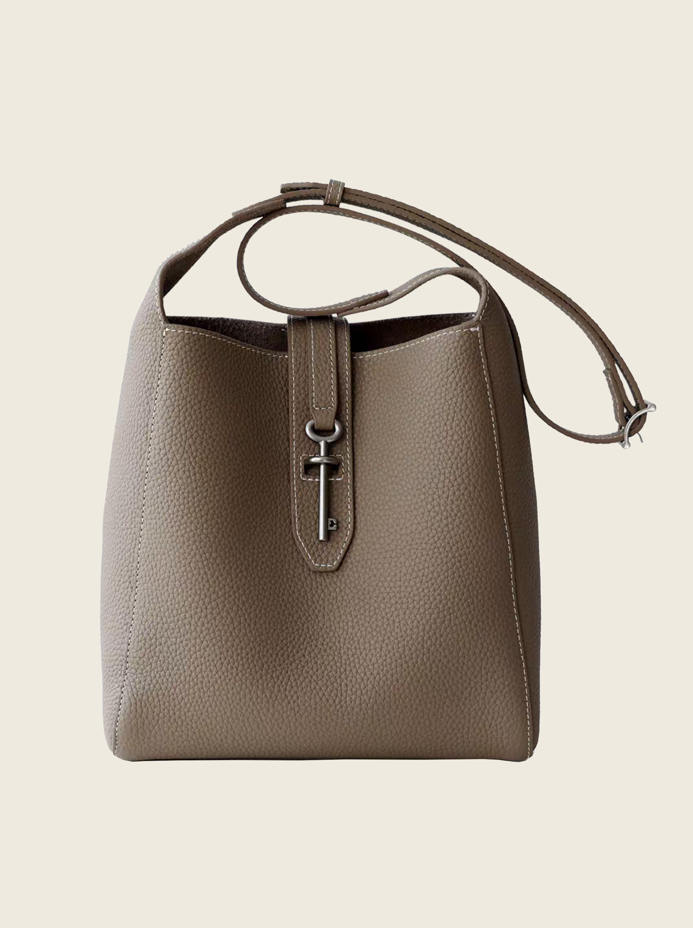 Top-grain cowhide bucket crossbody tote bag