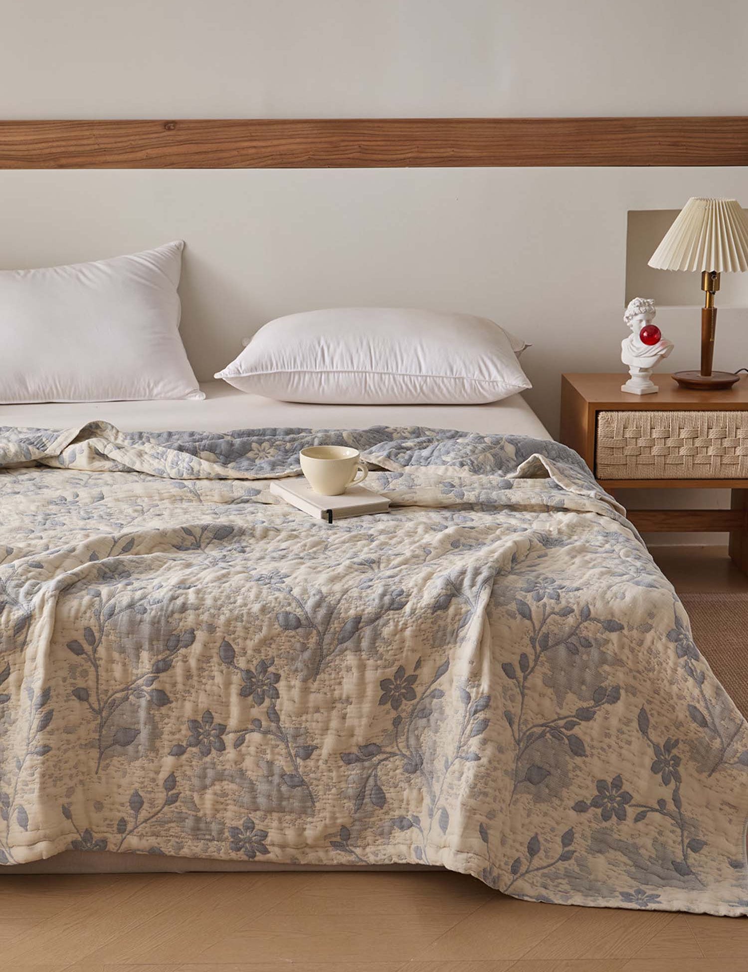 Vintage Floral 100% Cotton Gauze Soft Puff Blanket