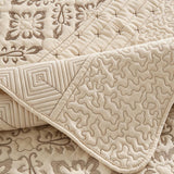 Vintage Botanical Quilted 3‑Piece Bedding Set