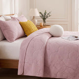 Leaf Texture Quilted 3-Piece Bedding Set