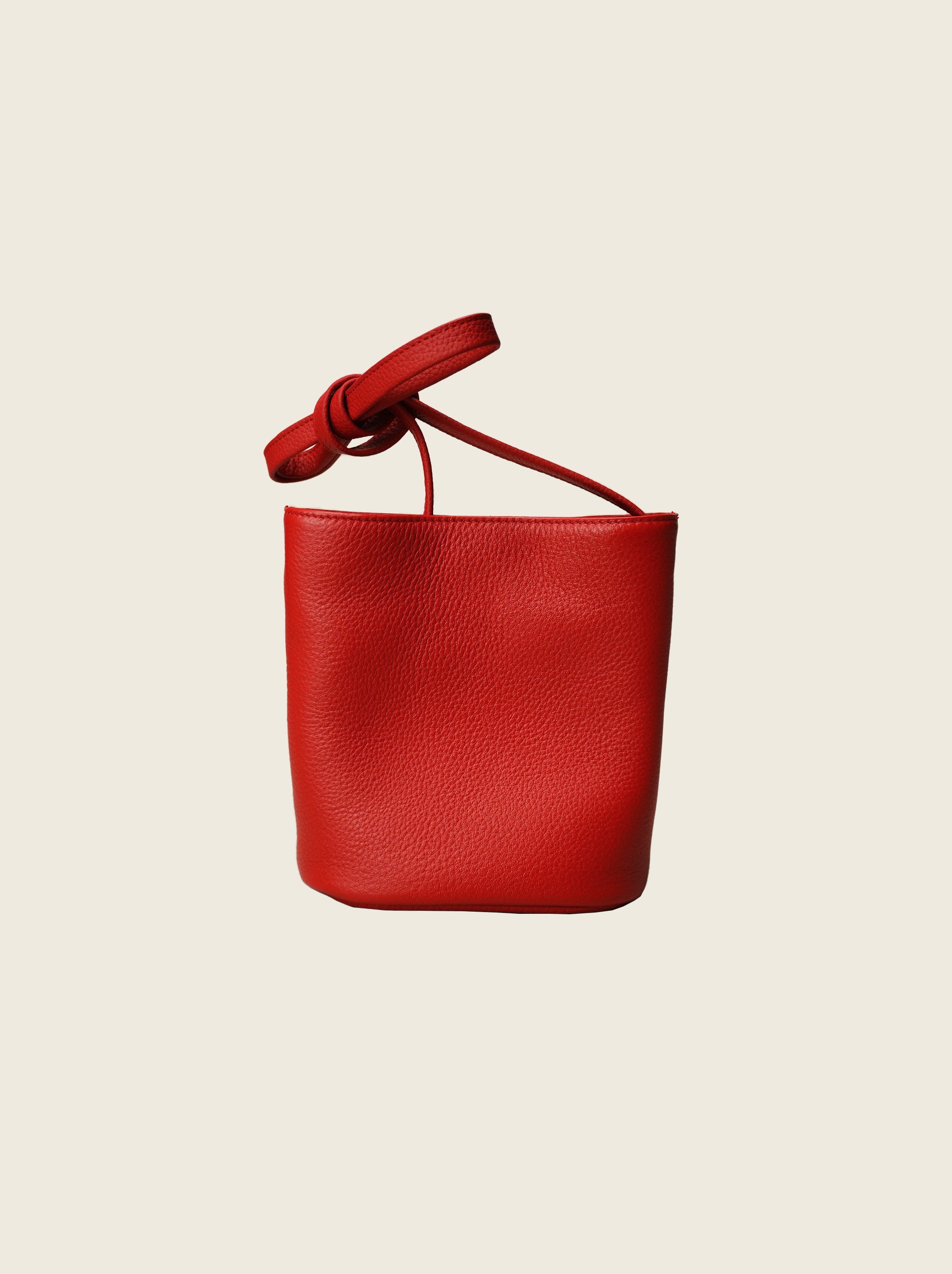 Simple small bucket bag