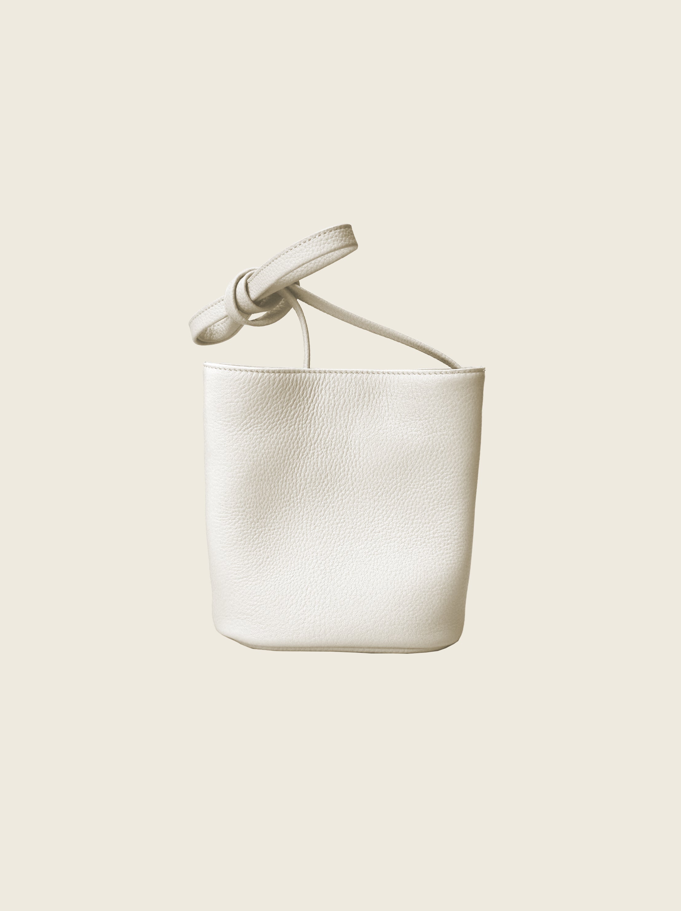 Simple small bucket bag