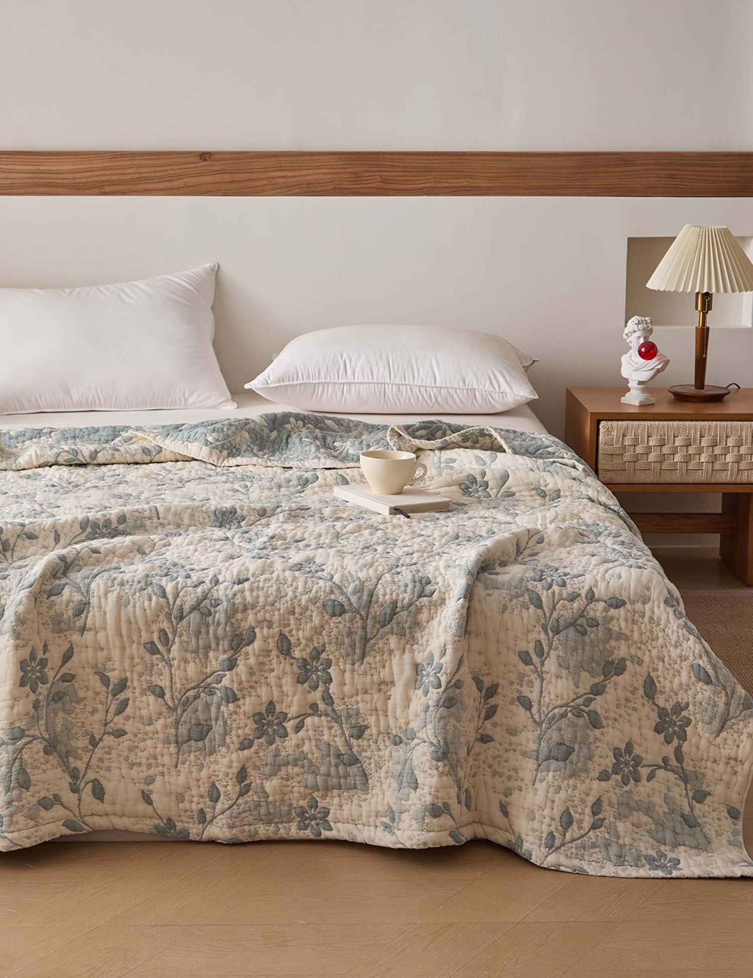 Vintage Floral 100% Cotton Gauze Soft Puff Blanket